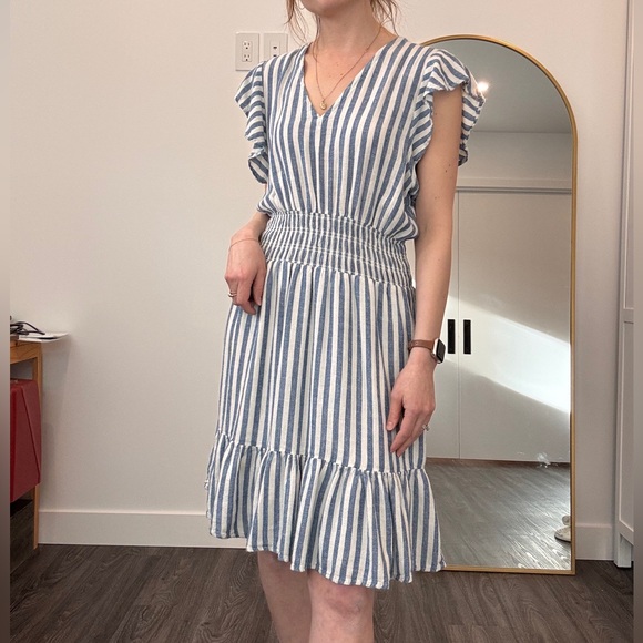 Rails Dresses & Skirts - Rails Blue & White Vertical Stripe V-Neck Midi Dress large